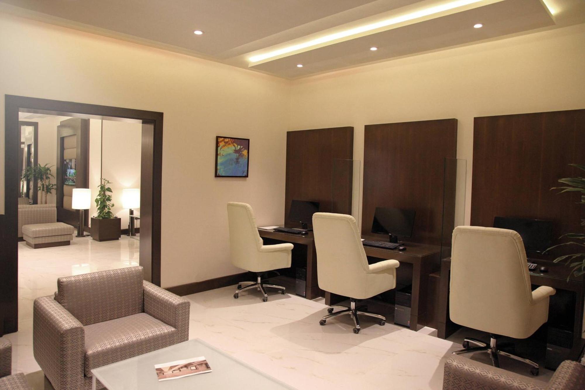 Marriott Executive Apartments Madinah Medina Esterno foto